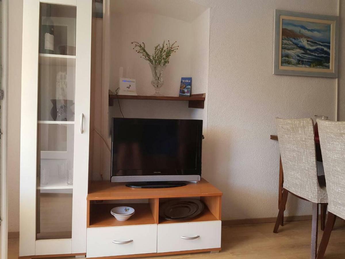 Holiday Home Marija Vrlika Eksteriør bilde
